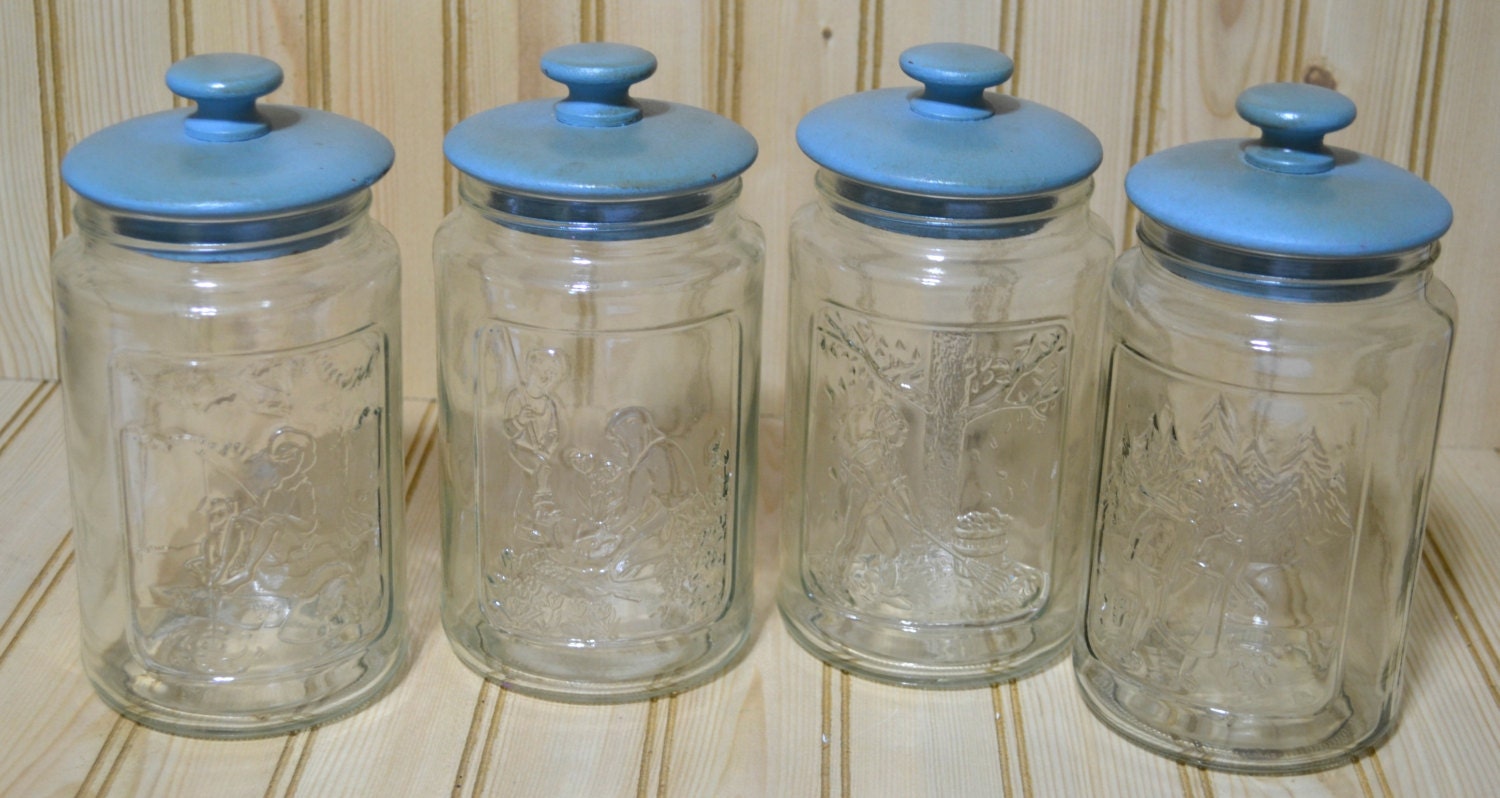 Vintage Anchor Hocking Glass Tang Jar 1970s With Wooden Lids Canister