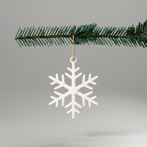 Schneeflocke Anhänger weiß – Christbaumschmuck modern, Weihnachtsbaum Deko skandinavisch, 3D-Druck – angle-2