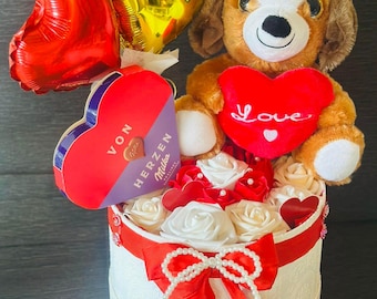Rose-scented box - chocolates - cute plush toy with foil balloon - Mother's Day, birthday, women's gift idea, friendship