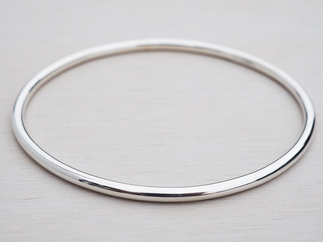 【20/80】STERLING SILVER ID BANGLE 3mm Simplicity Sterling Silver Bangle - 3mm – Tribe and Hunt