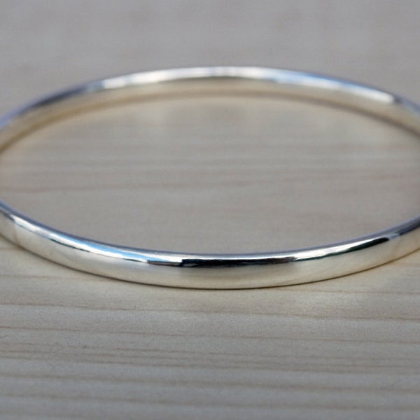 Silver Bangle | Court bangle | Solid Sterling Silver