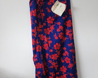 Vintage Ui Makai Sarong Blue Red Floral NWT Deadstock One Size
