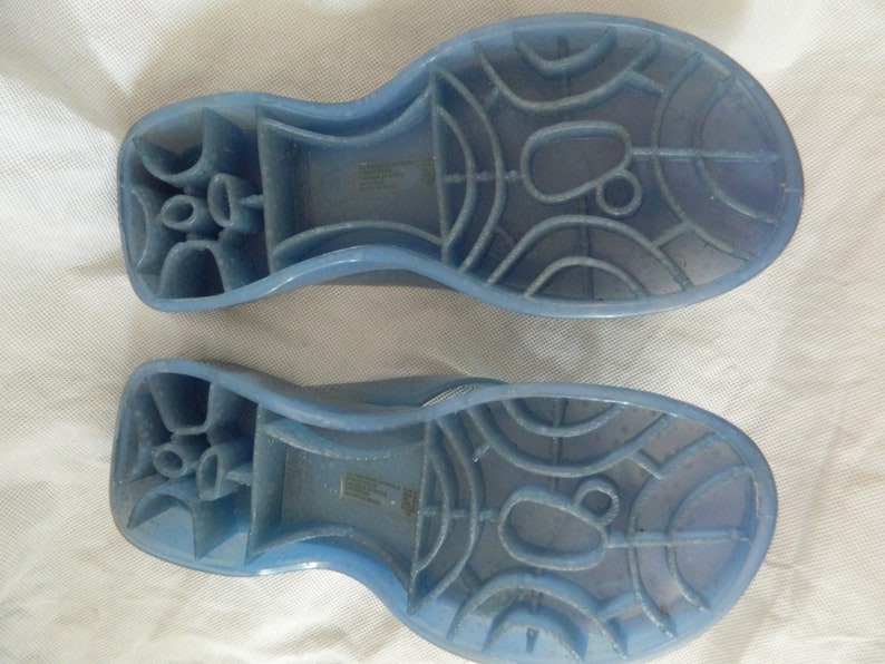 Vintage Womens Plastic Blue Flip Flop Sandals Size 6