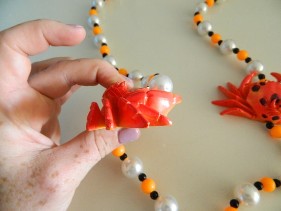Vintage Large Wood Crab Beaded Necklace, Crab Fes… - image 4