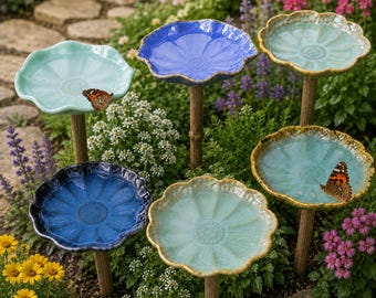 Keramik Lotus Bienenbad, Schmetterling Wasserstation, Bestäuber Garten Decor, handgemachte Blume Vogeltränke, Cottagecore Outdoor Yard Art
