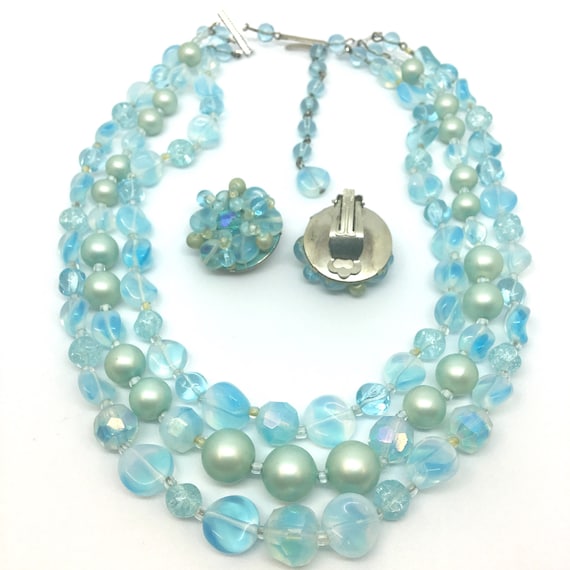 vintage blue glass cabochon statement necklace with glass pearls