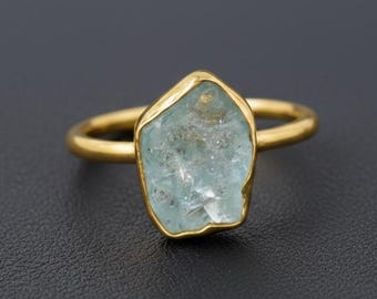 Natural Raw Aquamarine Ring, 14K Gold Bezel Ring, March Birthstone Ring, Dainty Everyday Ring, Handmade Promise Ring, Christmas Gift for Her
