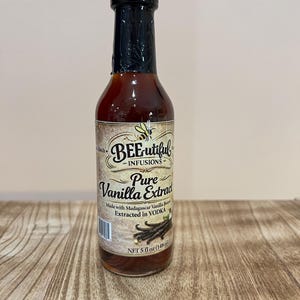 Pure Madagascar Vanilla Extract | Small Batch, Vodka-Extracted, Baking Spice