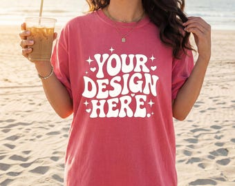 Comfort Colors 1717 Crunchberry Mockup, Mockup Strand T-shirt, Oversized Vrouwelijk T-shirt Mockup, Zomer POD Mockup JPG