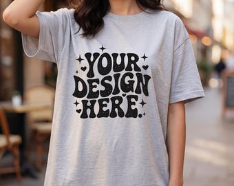 Gildan 5000 asgrijs T-shirtmodel, oversized vrouwelijk T-shirtmodel, Lifestyle POD-shirt JPG, neutraal Etsy-modelsjabloon