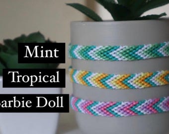 Macrame knotted anklet bracelet: handwoven