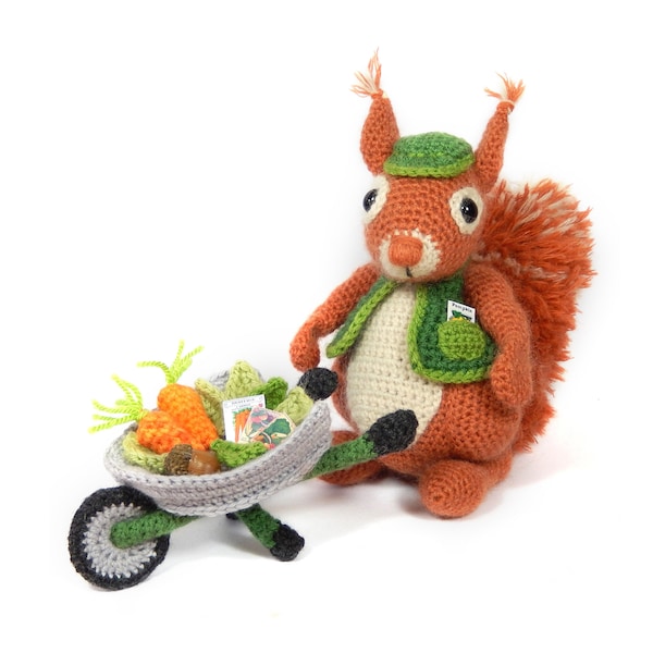 Cyril the Squirrel, Head Gardener - Amigurumi Crochet Pattern