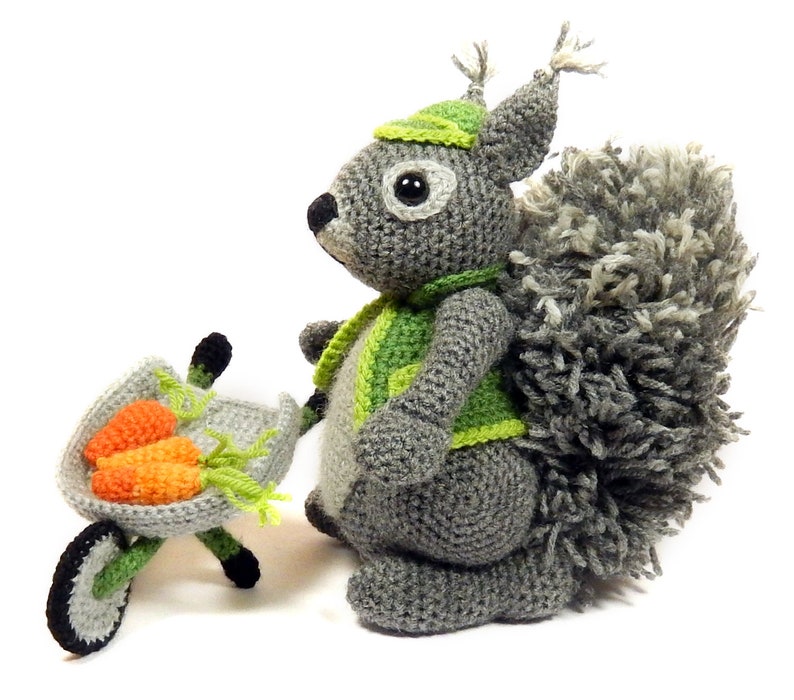 Cyril the Squirrel, Head Gardener Amigurumi Crochet Pattern image 4