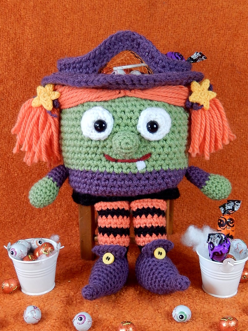 Trick or Treat Bags Vampire, Witch and Pumpkin, Bucket Heads Amigurumi Crochet Pattern image 4