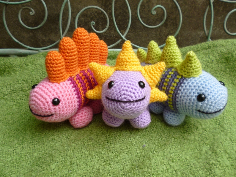 Stripe-o-saurs Amigurumi Dinosaur Crochet Pattern image 3