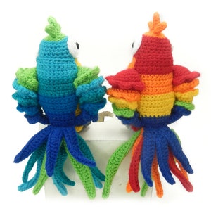 Paulo and Paula Parrot Amigurumi Crochet Pattern image 2