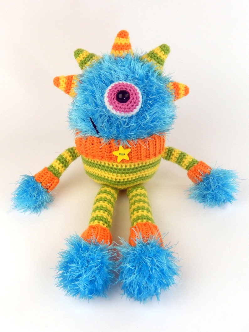Hairy Horace Monster Amigurumi Crochet Pattern image 2