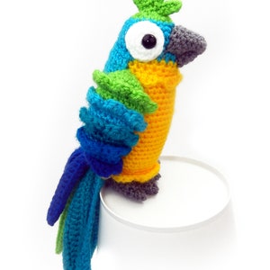 Paulo and Paula Parrot Amigurumi Crochet Pattern image 4