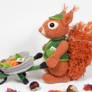 Cyril the Squirrel, Head Gardener Amigurumi Crochet Pattern image 6