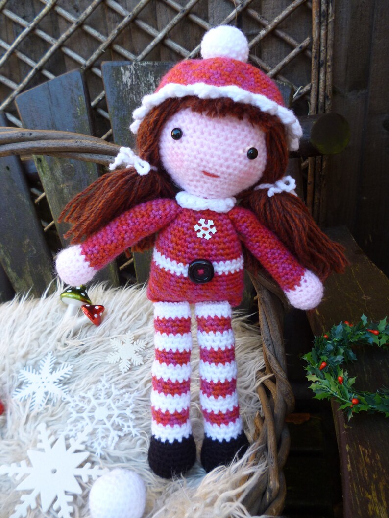 Beau and Belle Christmas Winter Dolls Amigurumi Crochet Pattern imagem 3