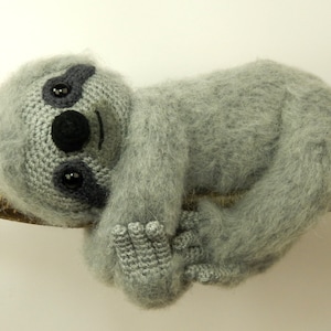 Slocombe the Sloth Amigurumi Crochet Pattern image 3