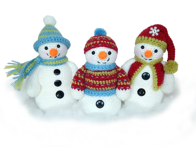 Frosty, Freezy and Fred Snowman Amigurumi Crochet Pattern image 1