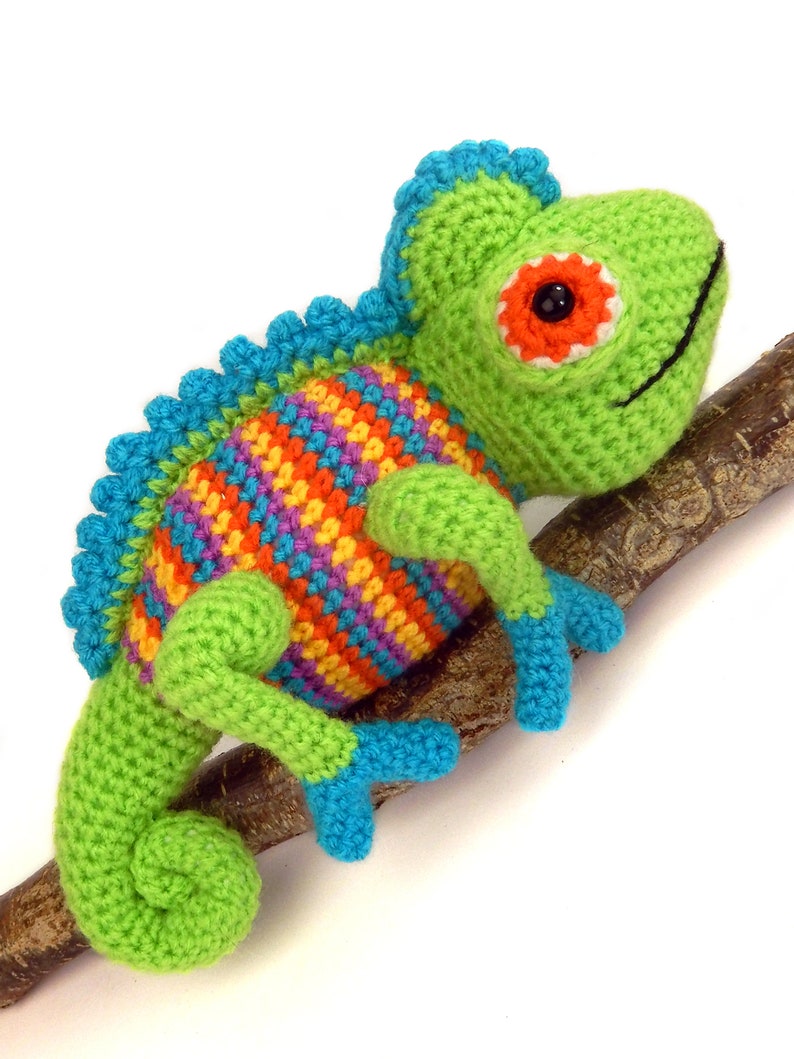 Camelia the Chameleon Amigurumi Crochet Pattern image 2