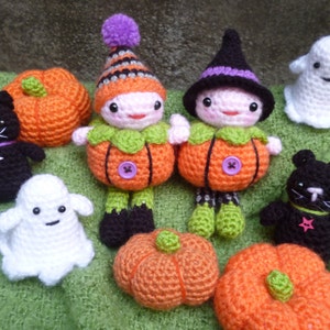 Pumpkin Patch People Halloween Dolls, Ghost,Cat - Amigurumi Crochet Pattern