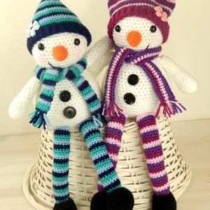 Mr & Mrs Snow with Christmas Tree Gift Bag Amigurumi Crochet Pattern image 2