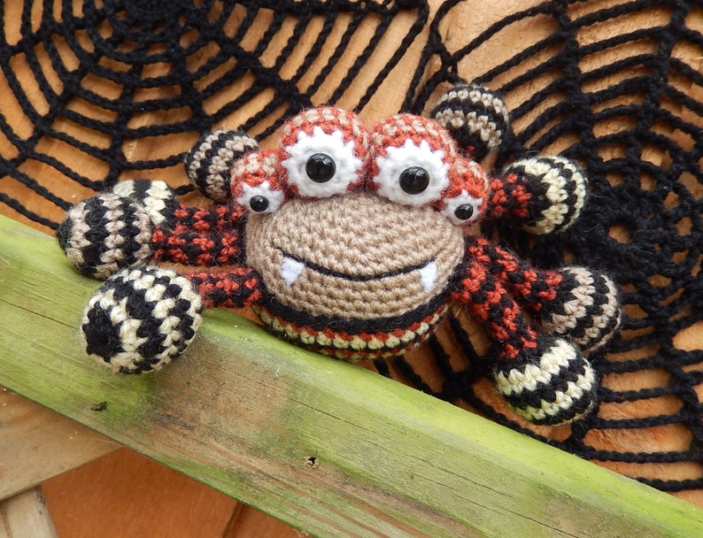 Spencer the Spider and Friends Amigurumi Crochet Pattern image 5