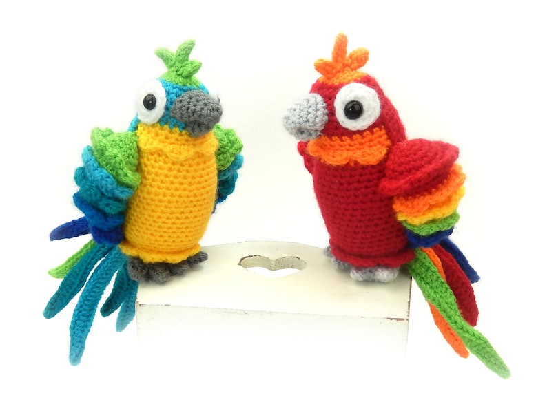 Paulo and Paula Parrot Amigurumi Crochet Pattern image 8