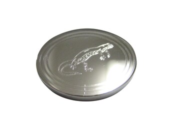 Silver Toned Oval Etched Newt Gecko Lizard Magnet