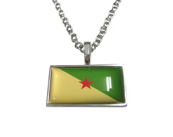 Collier mince de pendentif Français bordé de guyane