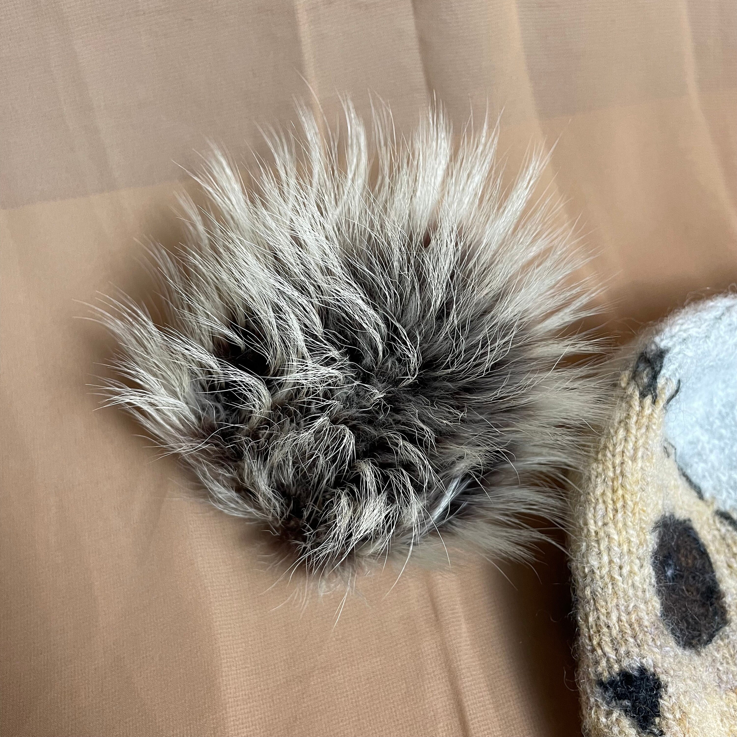 Handmade Knit Wool Hat With 2 Friendly Owls and Real Fox  display picture 3