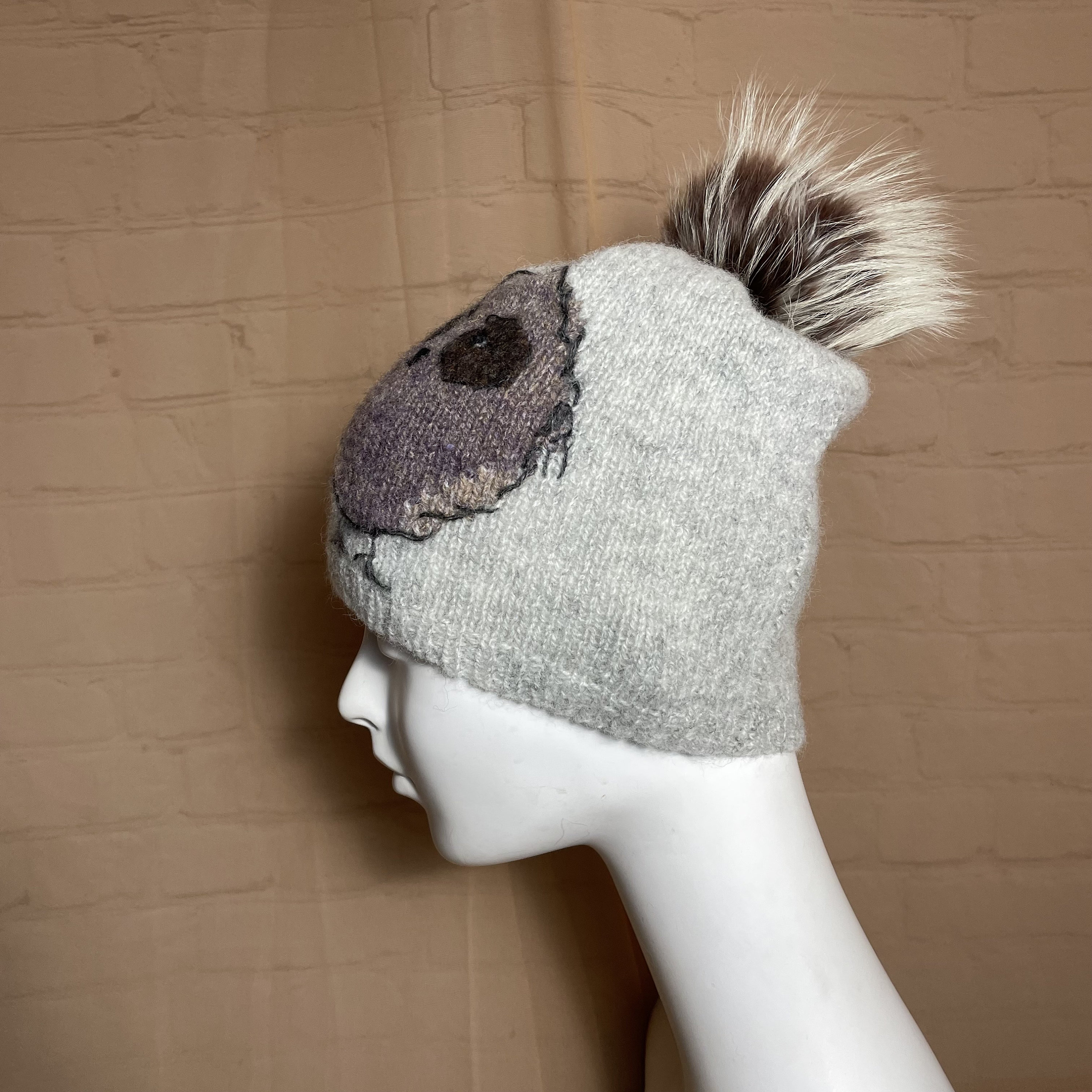 Handmade knit wool hat with 2 friendly owls and real fox detachable pompom Handmade Knit Wool Hat With 2 Friendly Owls and Real Fox  main image 3