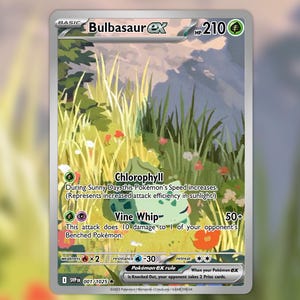 Könnte beinhalten: Eine Pokémon-Sammelkarte mit Bulbasaur EX. Die Karte zeigt Bulbasaur in einem grasbewachsenen Feld mit Blumen und Bergen. Der Text enthält "Bulbasaur EX", "Chlorophyll" und "Rankenhieb". Die Karte hat 210 KP.