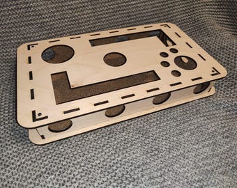 Tiragraffi in legno per gatti con carta vetrata ecologica