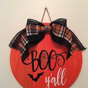 18&quot; Round Halloween Boo Y&#39;all Wooden Door Sign / Wreath