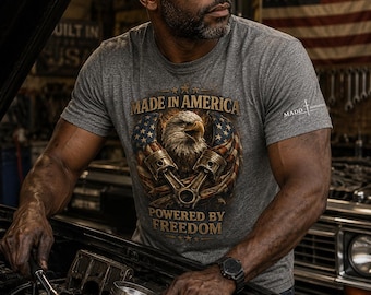 Hergestellt in Amerika Powered by Freiheits-Shirt, Vaterländisches Adler-T-Shirt, Freiheits-T-Stück der amerikanischen Flagge, veteranischer Geschenk USA-Stolz