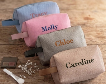 Presente personalizado para dama de honra, nécessaire de maquiagem em sarja com monograma, organizador de artigos de higiene pessoal personalizado, estojo de viagem para ela [N]