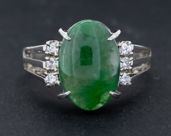 GIA Certified Type A Fei Cui Green Jade and Diamond Ring in Platinum Jadeite Cabochon Oval Anniversary Ring Jewelry Gift