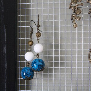 Earring holder, 8 x 10 black earring display, Wire mesh earring hanger, Trendy earring holder, wall earring holder, Simple Earring Holder image 3