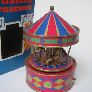 Vintage Otagiri Musical Ornament Carousel Music Box 1981