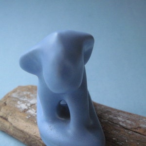Vintage Ceramic Matte Glaze Blue Animal Elephant Figurine 1940s immagine 4