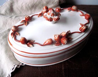 Vintage Large Italian Ceramic Trinket Box with Raised Fruit Trim Made in Italy