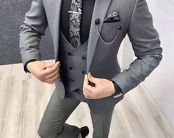 Grey Suit With Peak Lapels Single-Breasted Coat and Double-breasted Waistcoat