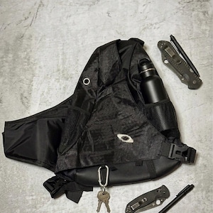Vintage Oakley Sling Bag - Etsy