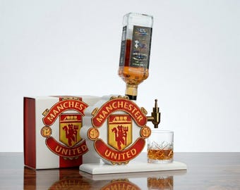 Soporte dispensador de whisky con grifo, accesorio de bar de madera, regalo para hombres, nombre personalizado, decoración de bar en casa, hecho a mano