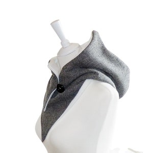 Bufanda con capucha tela de lana gris negro moteada imagen 1
