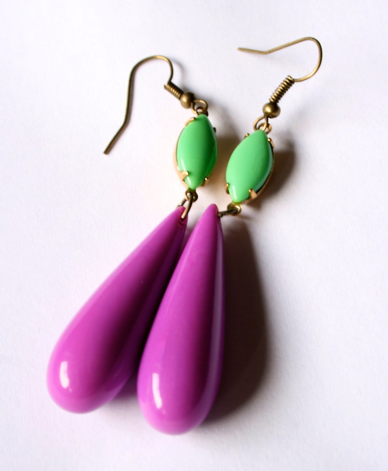 purple green purple teardrop teardrop earrings purple tear drop purple earrings purple green earring retro earring retro style vintage style image 3